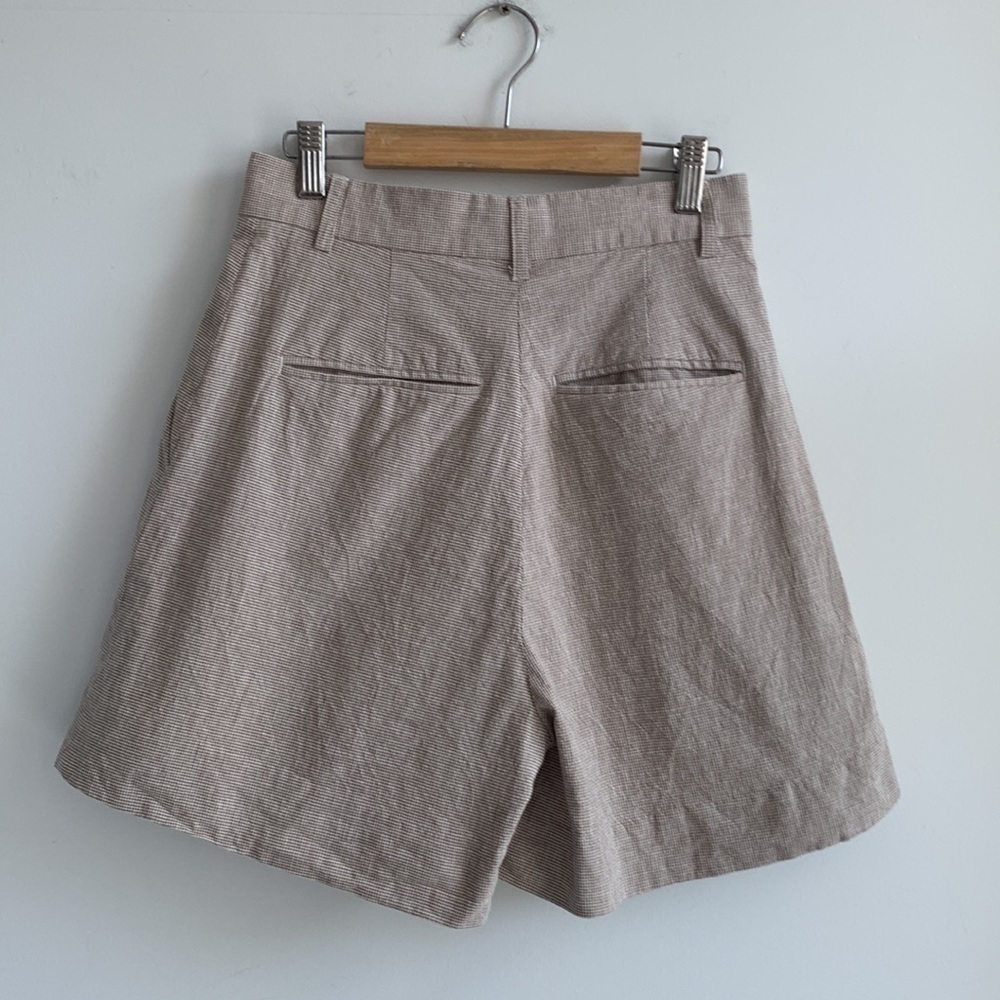 Rebecca Valance Zohra cotton and linen high waisted shorts. Size Small - Picture 5 of 13